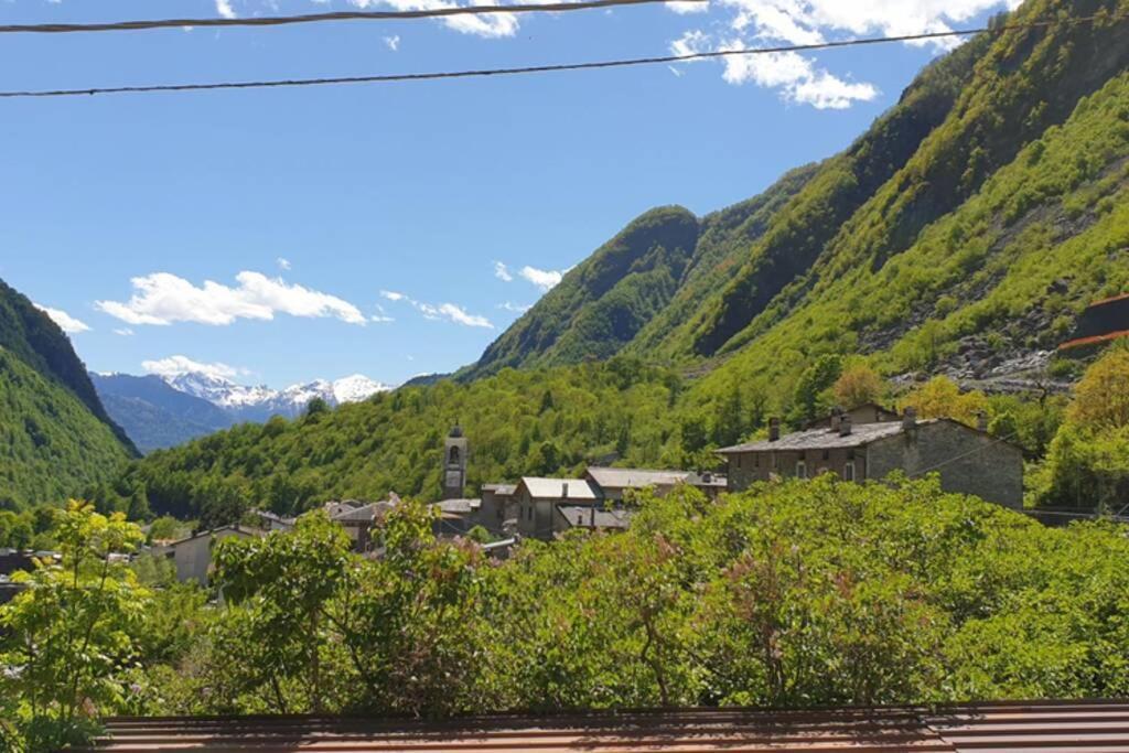 La Finestra Sul Fiume-Graziosa Mansarda.Cir 014O74 Apartment Val Masino ภายนอก รูปภาพ