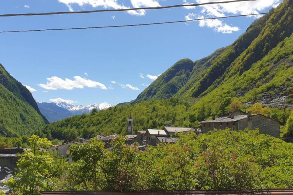 La Finestra Sul Fiume-Graziosa Mansarda.Cir 014O74 Apartment Val Masino ภายนอก รูปภาพ